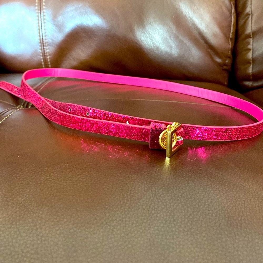 Lilly Pulitzer hot pink glitter medium/large  belt w/gold signant charm